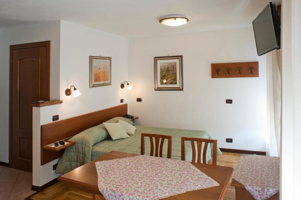 Albergo Castello Da Bonino Champorcher Oda fotoğraf