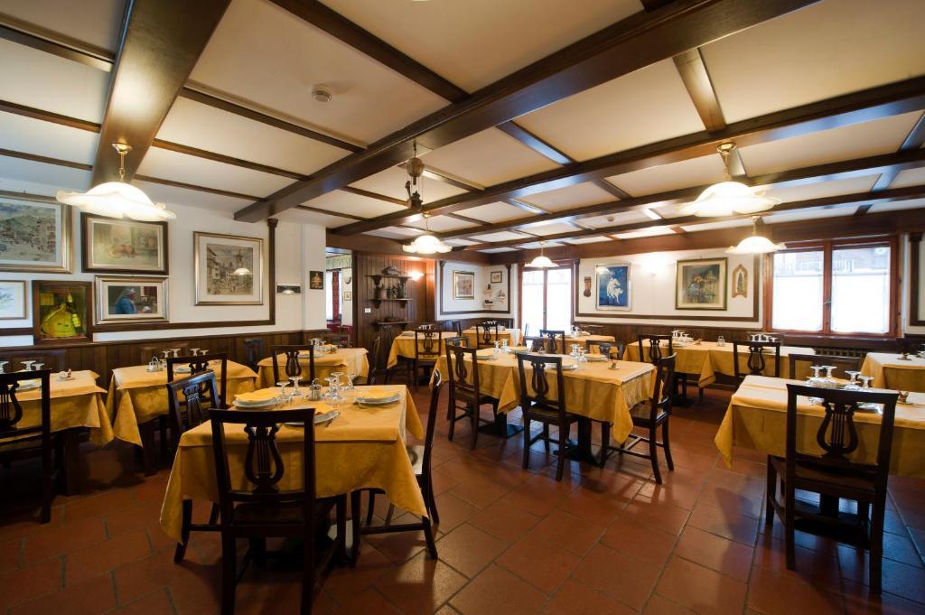 Albergo Castello Da Bonino Champorcher Oda fotoğraf
